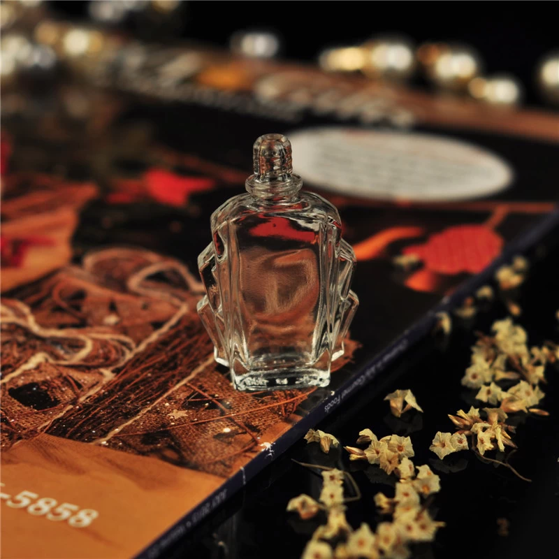 mould Luxury sprayer glass perfume bottle