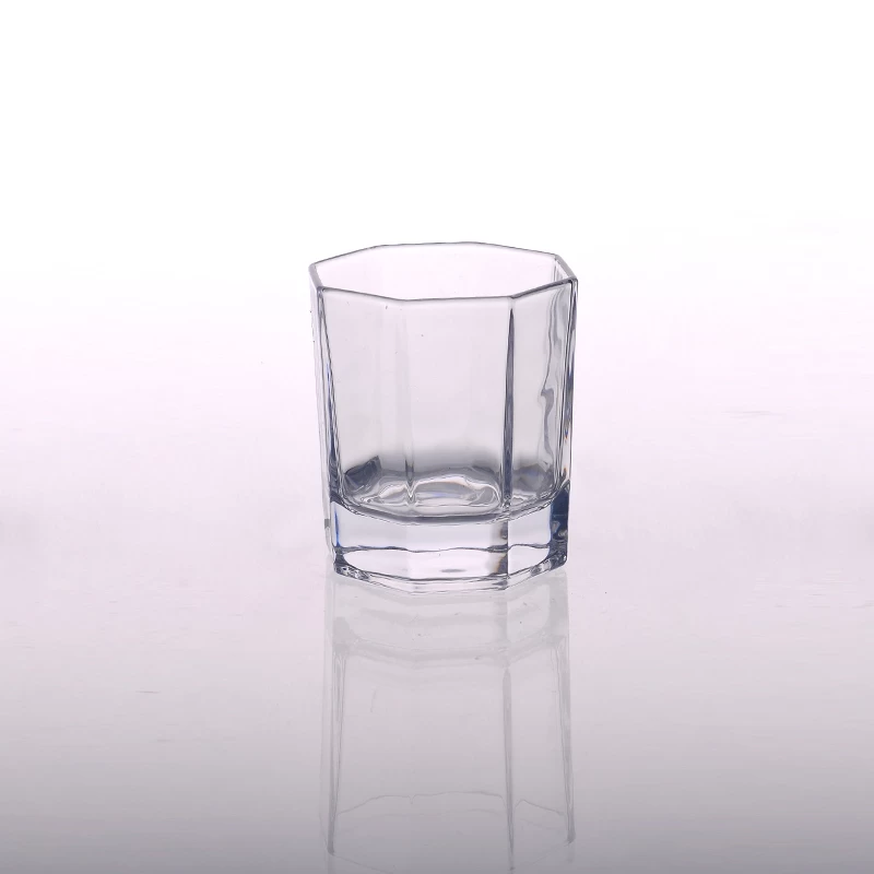Polygonal drinking glass