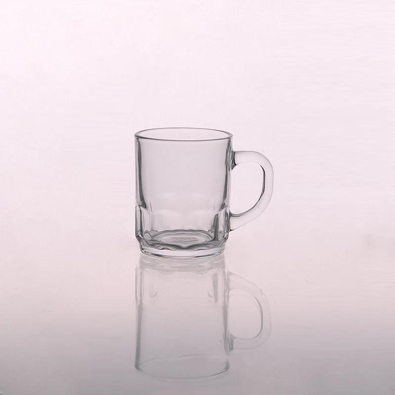 clear glass tea cup