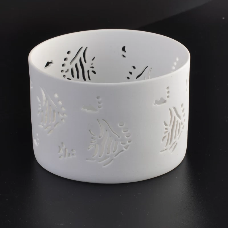 creative white ceramic candle holder