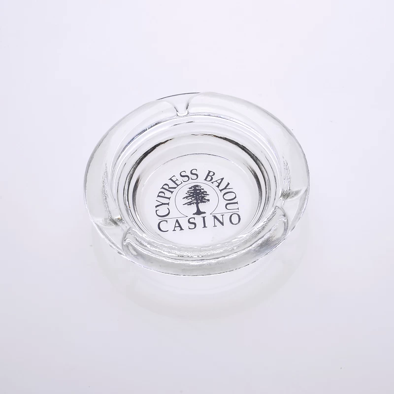 old fashion heat-resistant round crystal glass ashtray