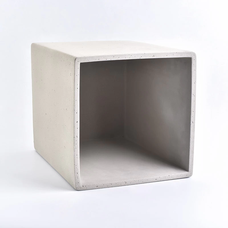 Cement candle holder can be the best decoration in your clear room