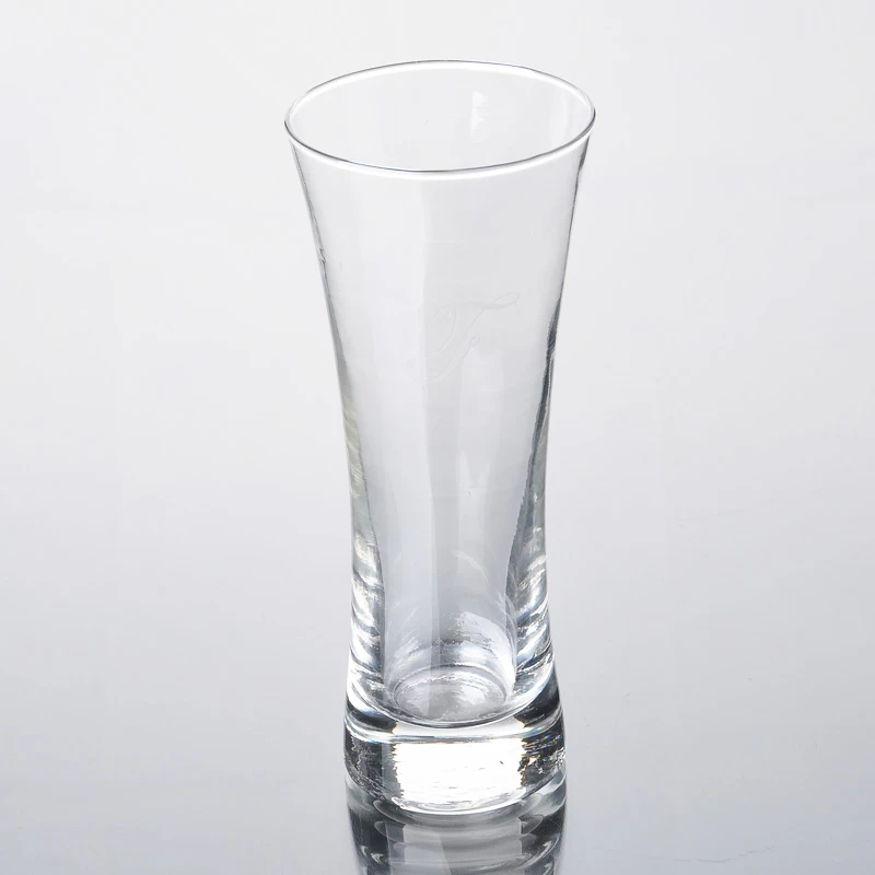 long drinking glass beer