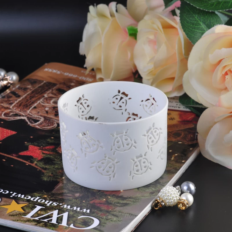 creative white ceramic candle holder 