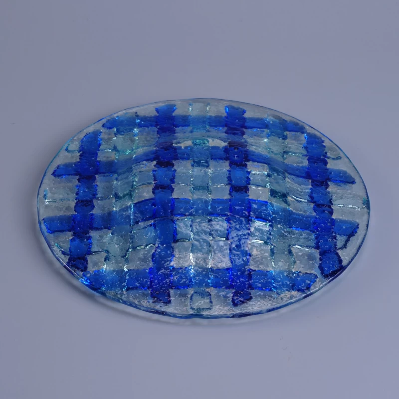 7'' Round Glass Plate with Blue Plaid