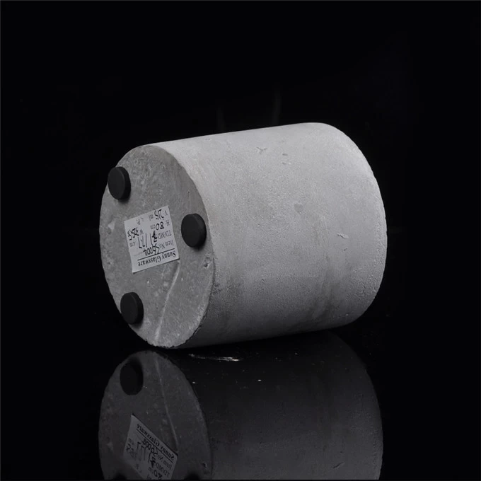 Strong anti-strike round cylinder cement candle holder