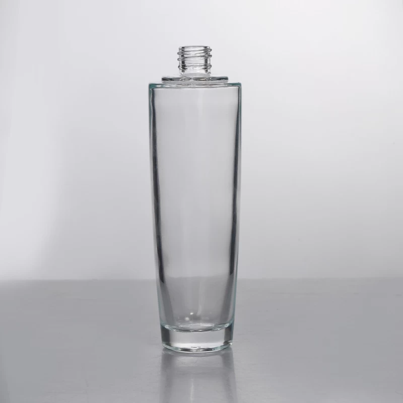 Glass diffuser bottle