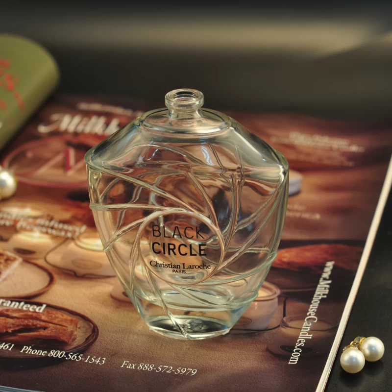 Customized glass perfume bottles decoration bottles