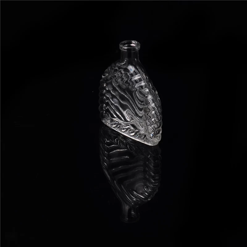  Hot sell delicate clear glass perfume bottle