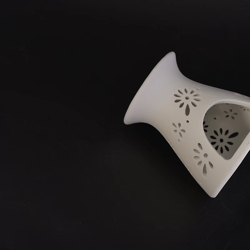 Unique hellow out handmade white ceramic aroma burner for air fresh
