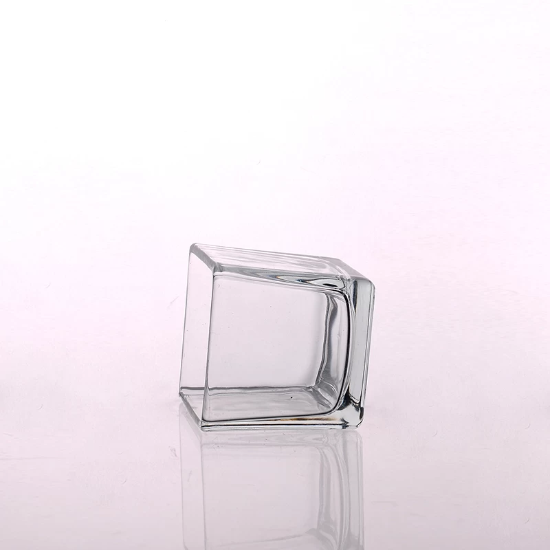 Square candle holders with 300ml capacity