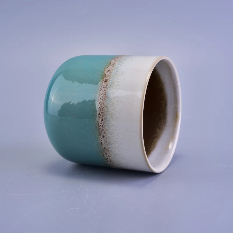 Decorative gradient color ceramic candle vessels