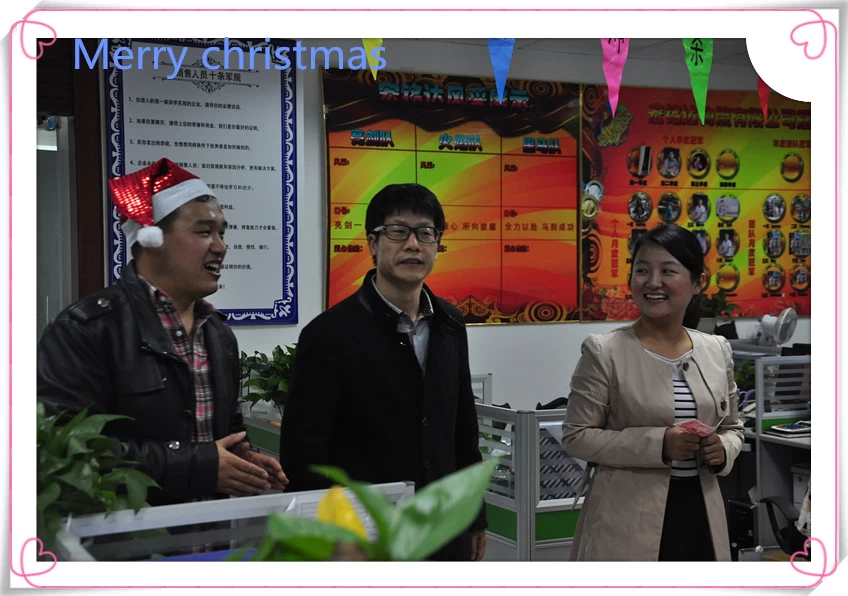 Merry Christmas of exchanging gifts