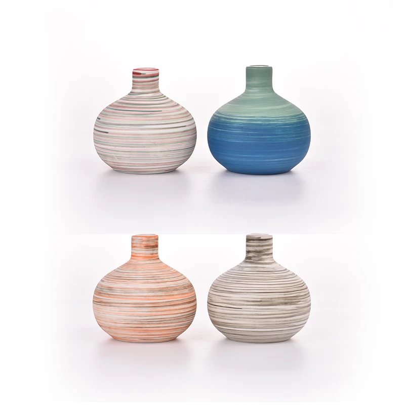 Customized Ceramic Vases Ceramic Diffuser Bottles Wholesale