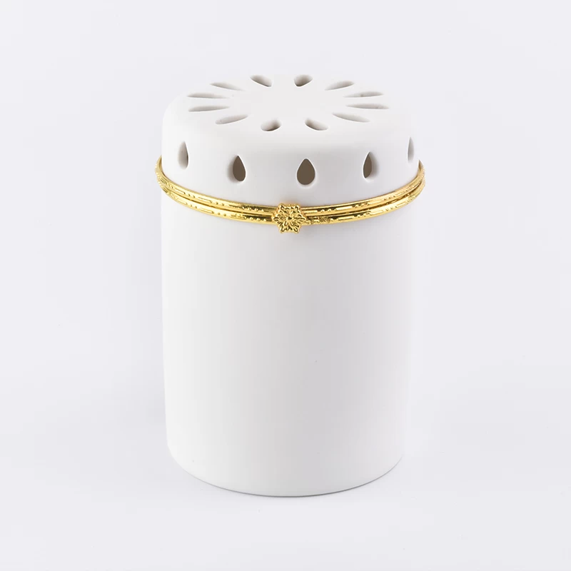 High end luxury ceramic candle holder with carving decoration 