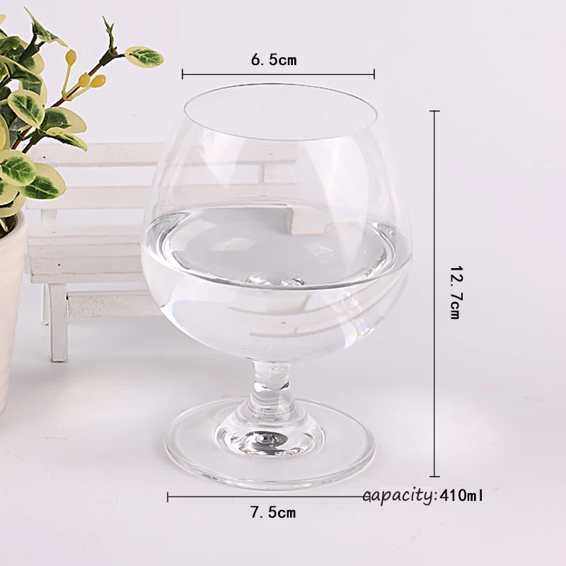 different kinds of brandy glasses