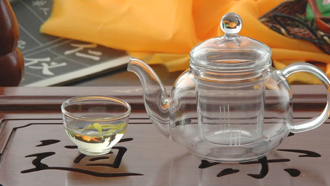 Heat resistant glass teapot