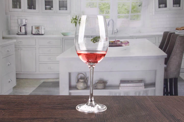 Red And White Wine Glasses
