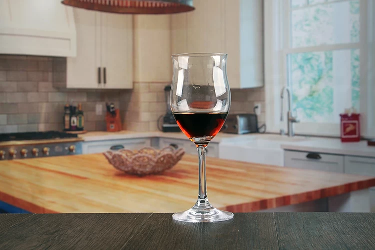Irregular Shaped Red Wine Glasses