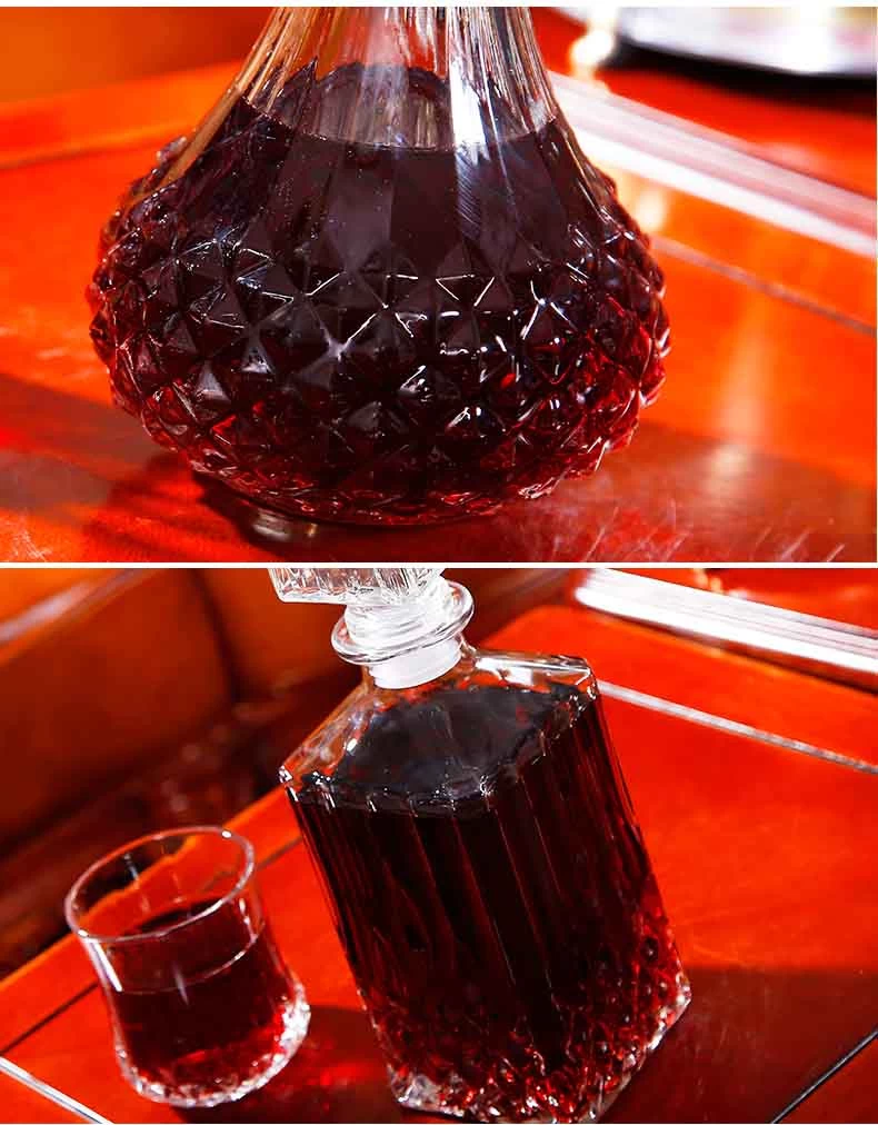 glass decanter with stopper