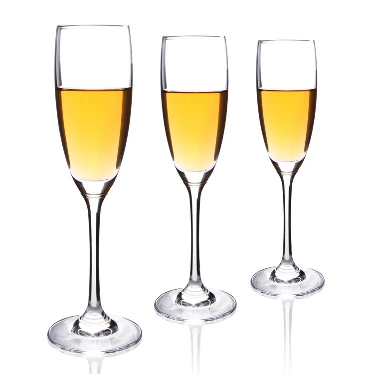 champagne glasses for wedding