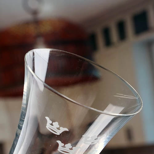 Wide mouth bulk champagne flutes crystal champagne glasses with logo