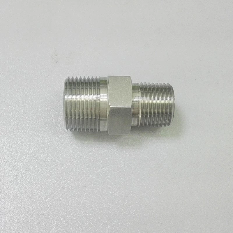 China 1N NPT Male straight nipple tube adapter manufacturer