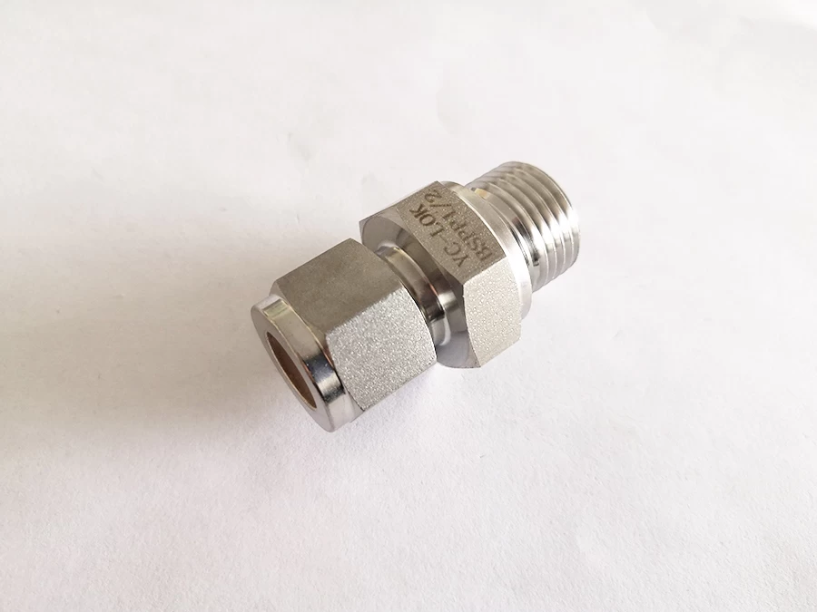 China Stainless Steel straight BSPP Male Thread ferrule hydraulic pipe fitting manufacturer
