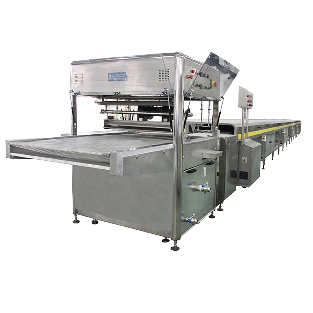 porcelana New condition chocolate enrobing machine for sale with high quality fabricante