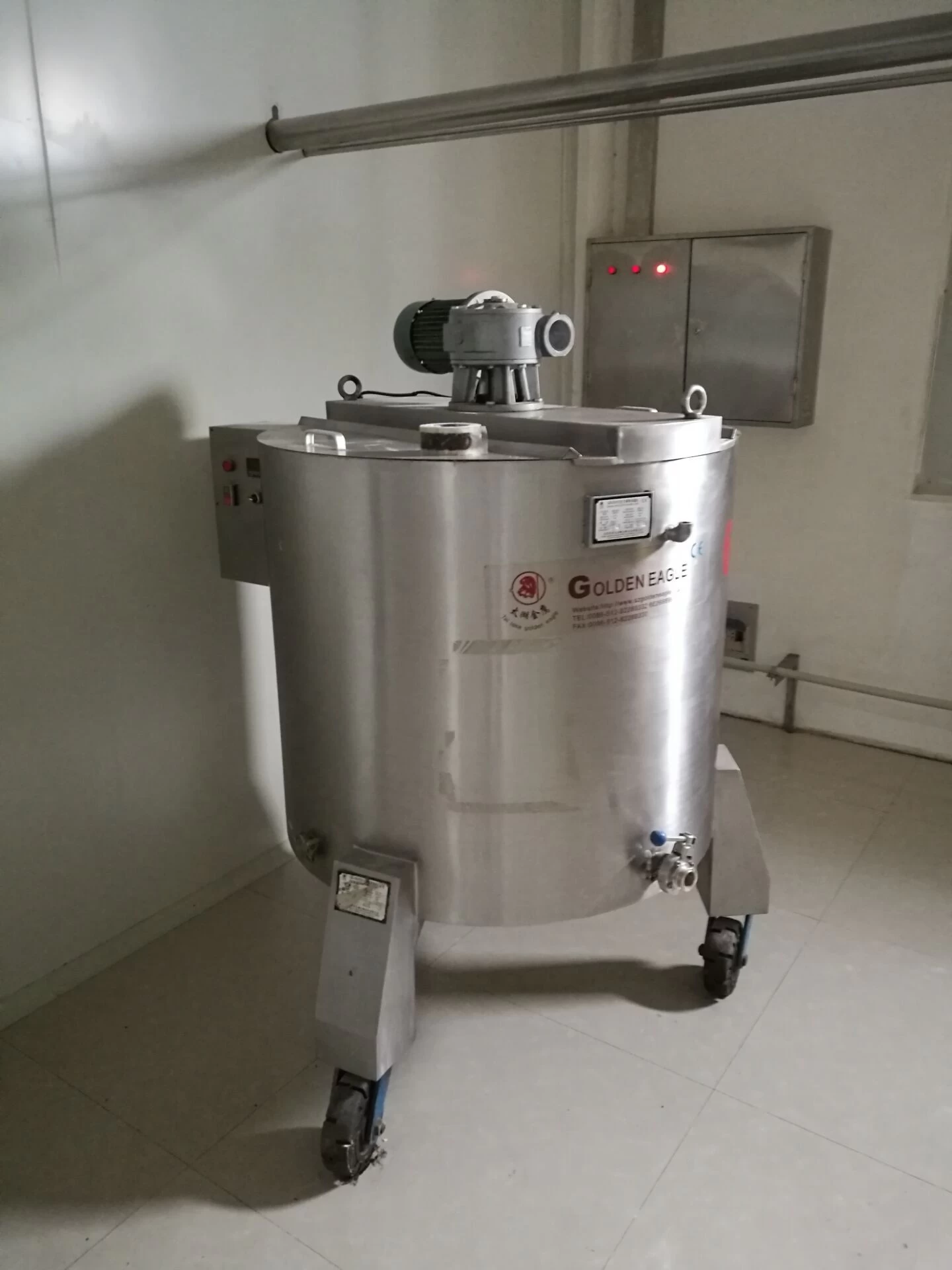 China high quality chocolate syrup holding tank, chocolate holding storage tank manufacturer