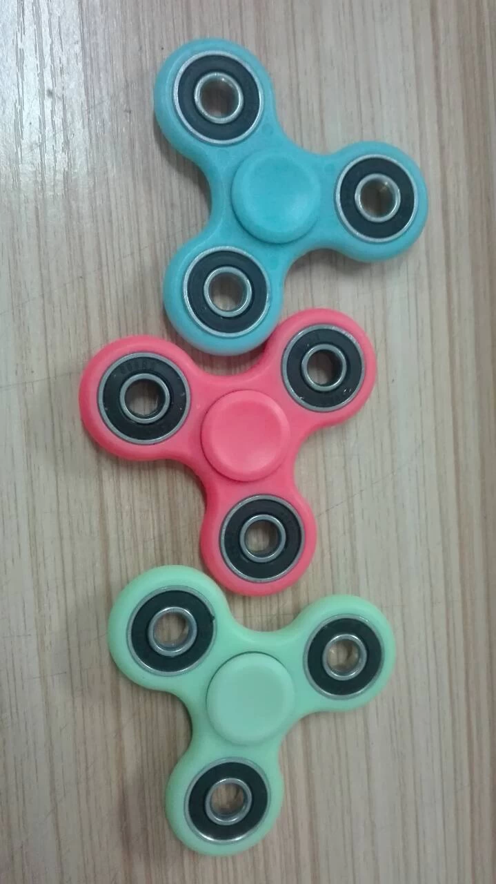 Hand Spinner, Dirt Resistant Fidget Spinner Toy, Fingertip Gyro Anti Stress Toys for Kids & Adults