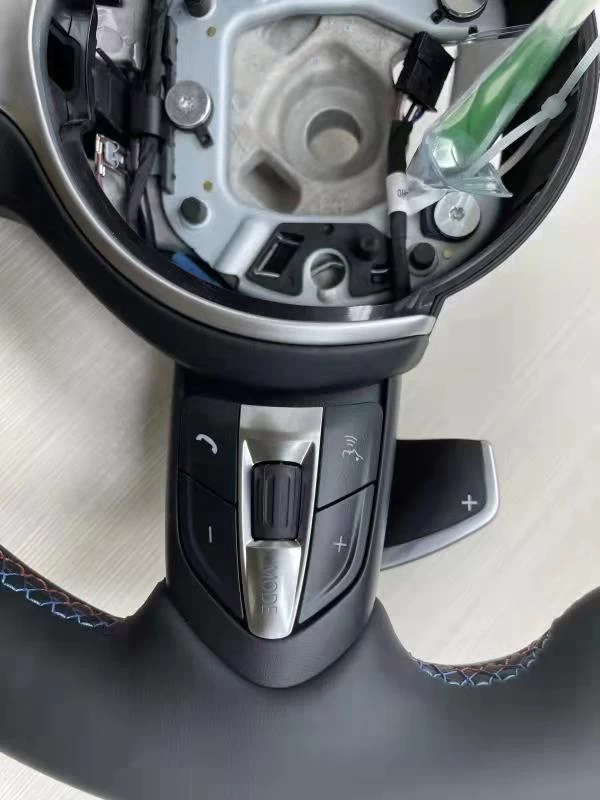 LED พวงมาลัยแบบเจาะรูสำหรับ BMW