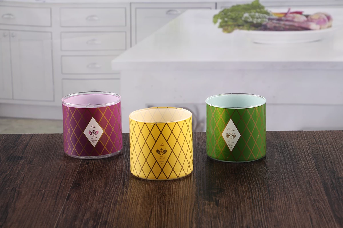 Thin candle holders