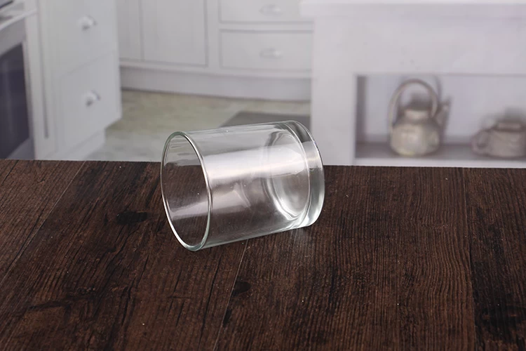 Clear candle holder
