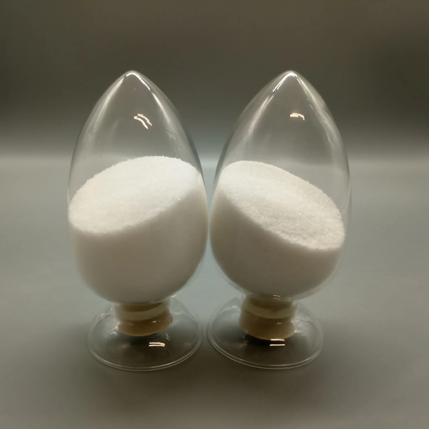 Polyacrylamid als Reibungsreduzierer verwendet