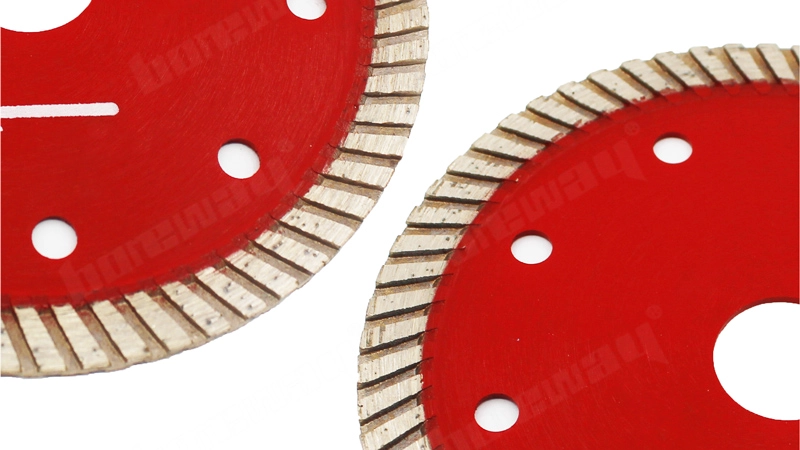 Boreway Profession 105mm Turbo Corrugated Diamond Tile Small Saw Blade