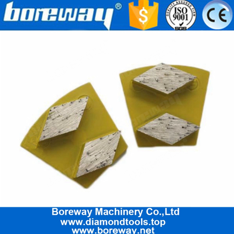 Segmenti a forma di freccia a rombo Doppi perni Blocco di macinazione in cemento per pavimento in terrazzo in cemento