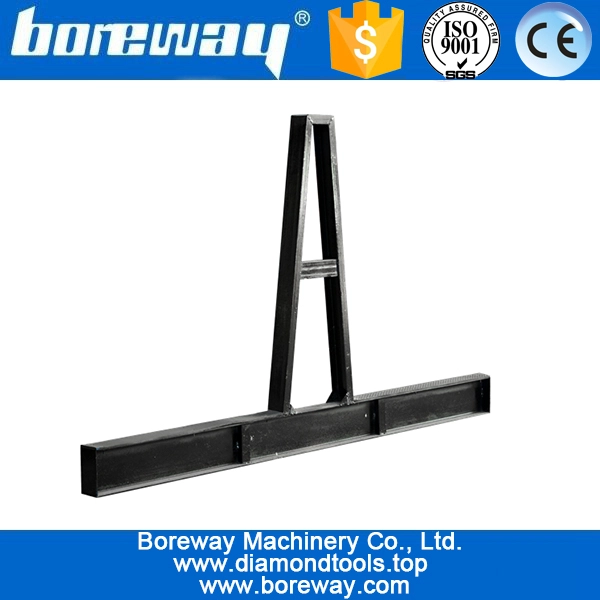 Acciaio in lastra di pietra Una cremagliera di telaio