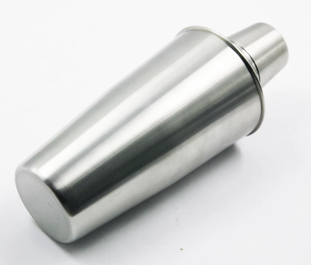 750ML Stainless steel cocktail shaker EB-B10
