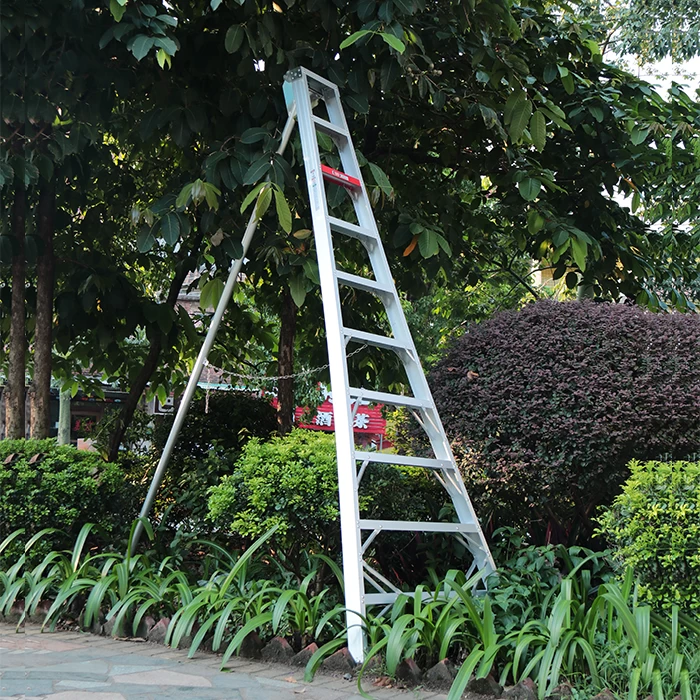 XINGON aluminum tripod ladder / orchard ladder XG-136A