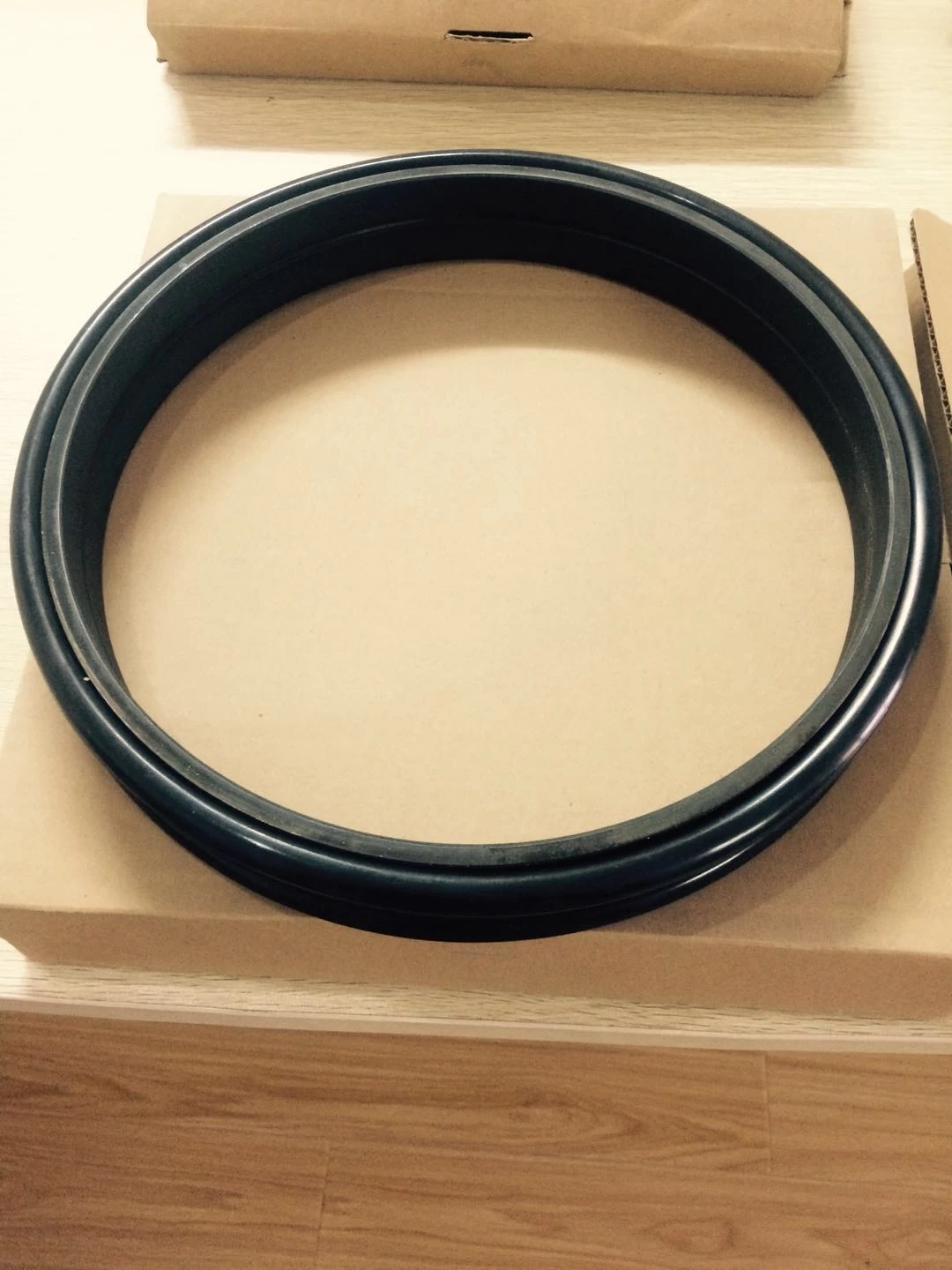 China 4253300111 Komatsu Truck Parts Floating Seal Supplier manufacturer