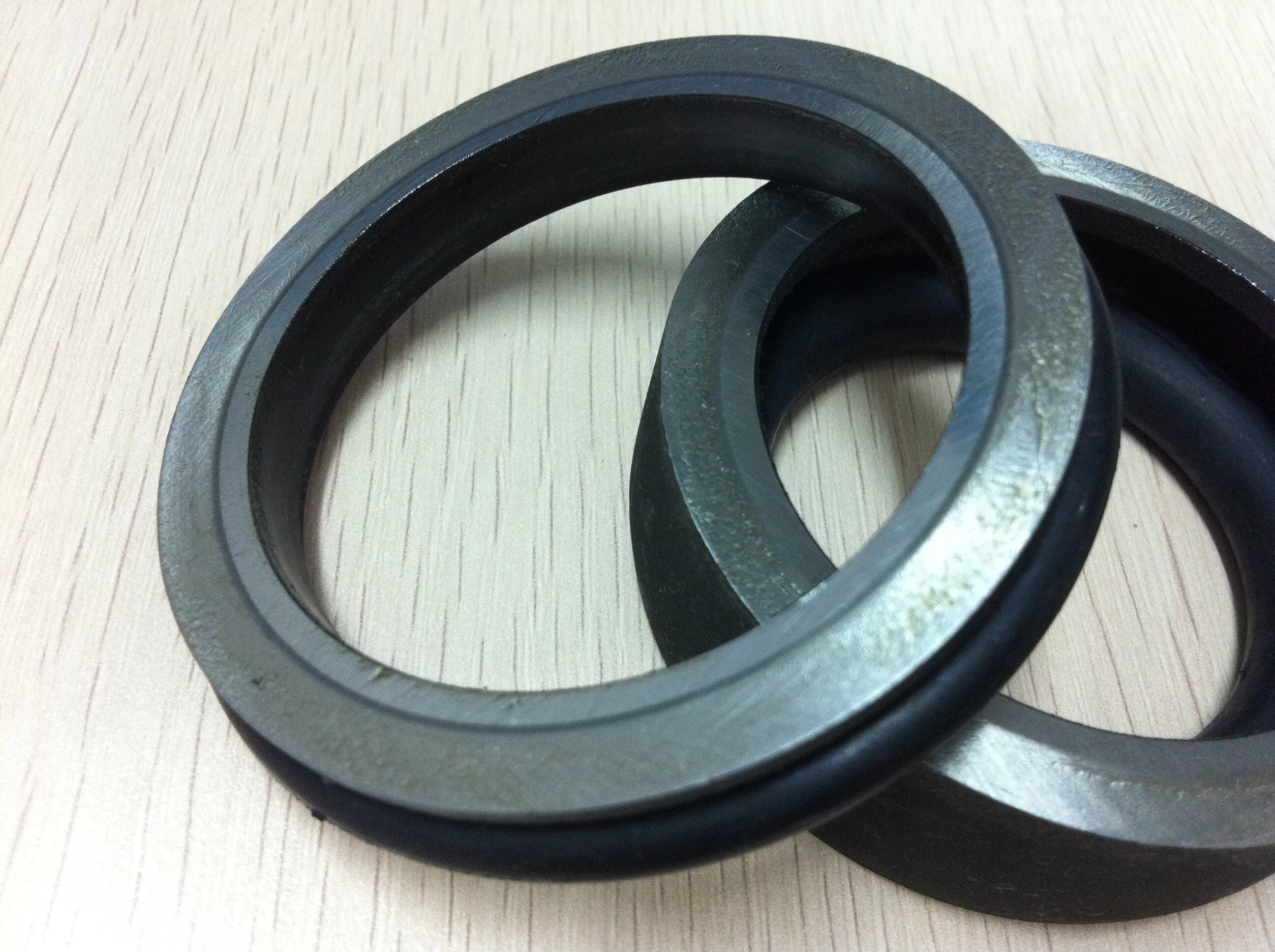 China 9W 6651 Duo Cone Seals for CAT D8N TRACK Idlers and Rollers manufacturer