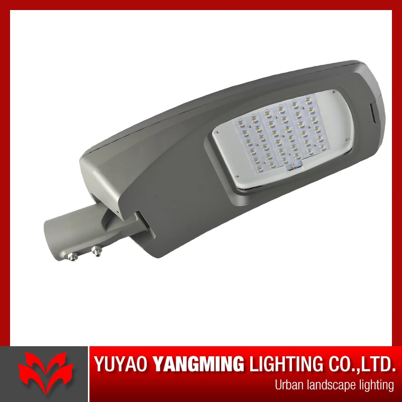 Nouveau design LED Street Light avec certification ETL IP66 Porte imperméable à l'imperméable Surplicateur chinois LED Street Light