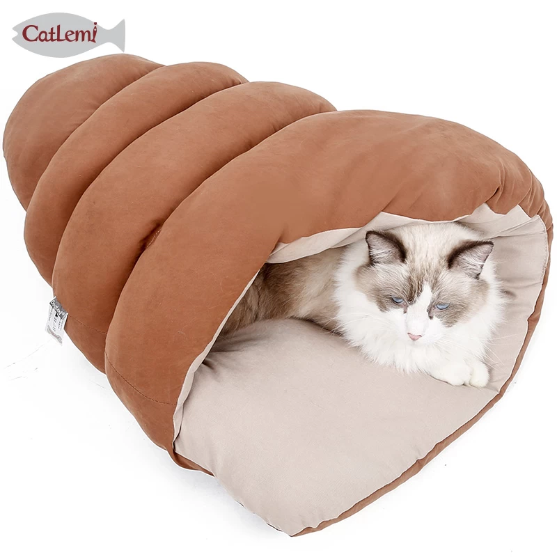 Conch cat sleeping bag