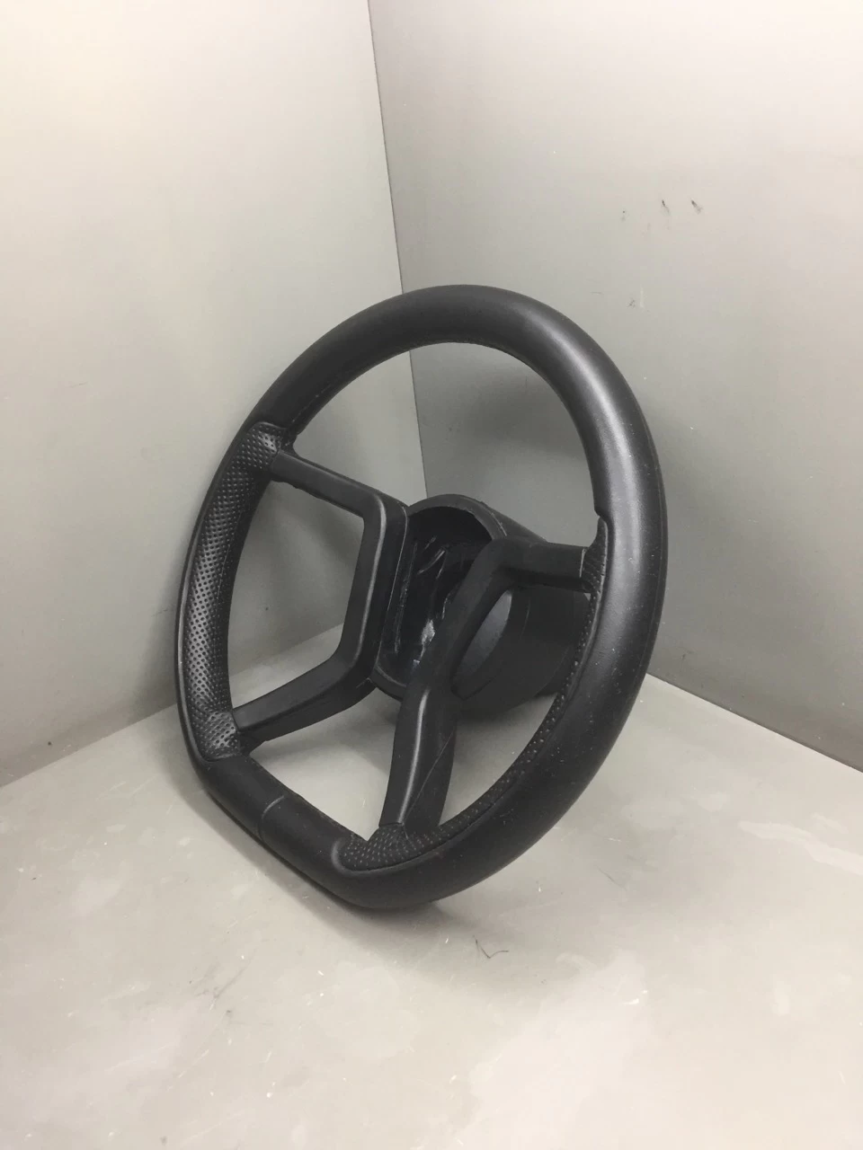 Lawn Mower Pu Integral Skin Water Resistant Steering Wheel Manufacturer