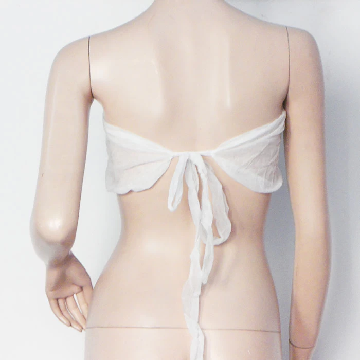 China Disposable Nonwoven Bra Disposable Shoulder Straps Bra Disposable Bra And Panties For Spa Wholesale manufacturer