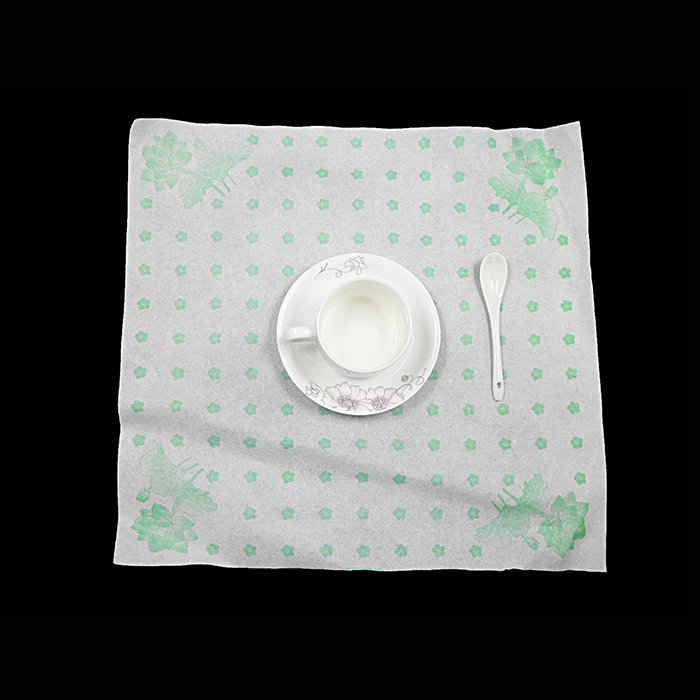 China Disposable Tablecloths Wholesale, Wholesale Eco-Friendly Disposable Tablecloths, China Non Woven Placemat Company manufacturer