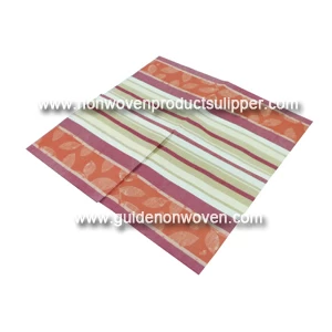 China Full Multicolor Print 1/4 Fold Airlaid Dinner Napkin manufacturer