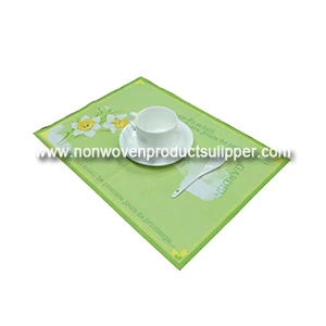 China GT-PR01 Wholesale 40x40 Printing Colorful Soft 100% Non Woven Fabric Dining Napkin manufacturer