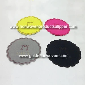 China Neon Yellow Color Lace And Customized Logo Printing Hotel Airlaid Beverage Napkin manufacturer
